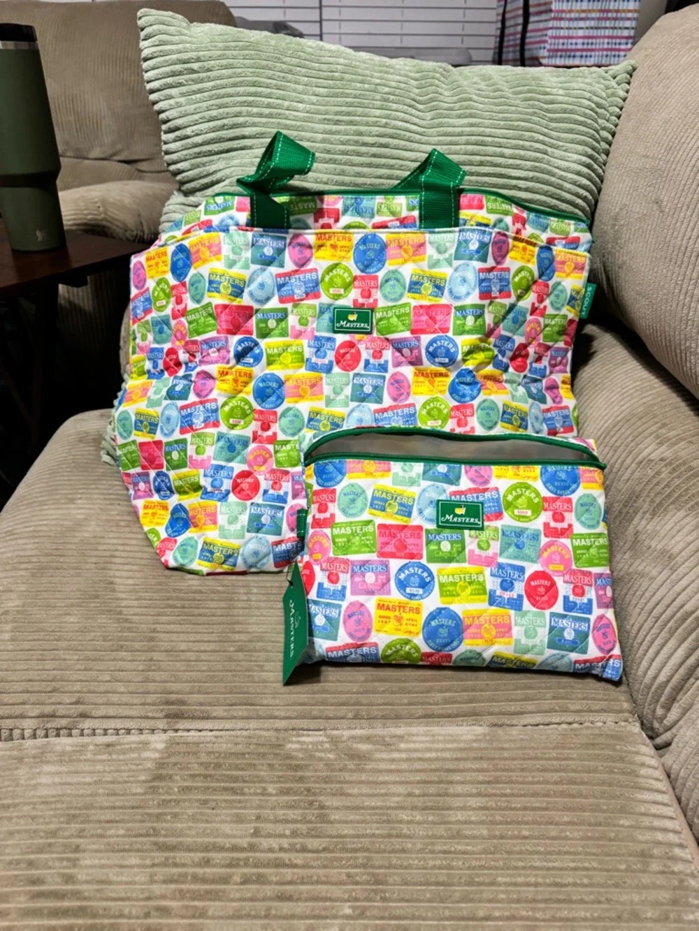 Masters vibrant pouch